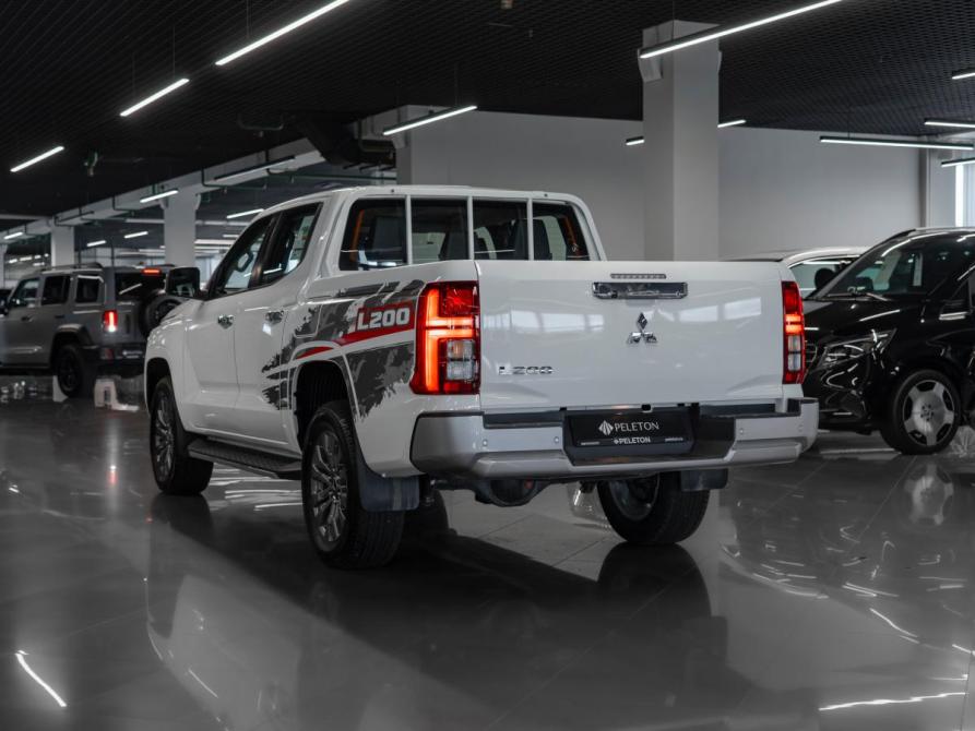 Mitsubishi L200 VI Москва  - изображение 4