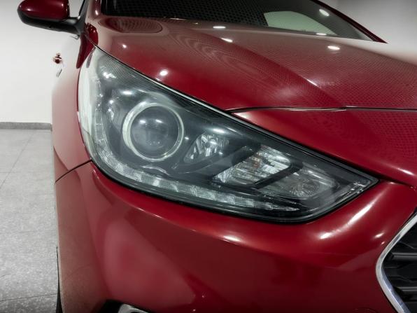 Hyundai Solaris II с пробегом 2018 года, цена 1 300 000 рублей, 104687 км, седан, Автокод Объявления