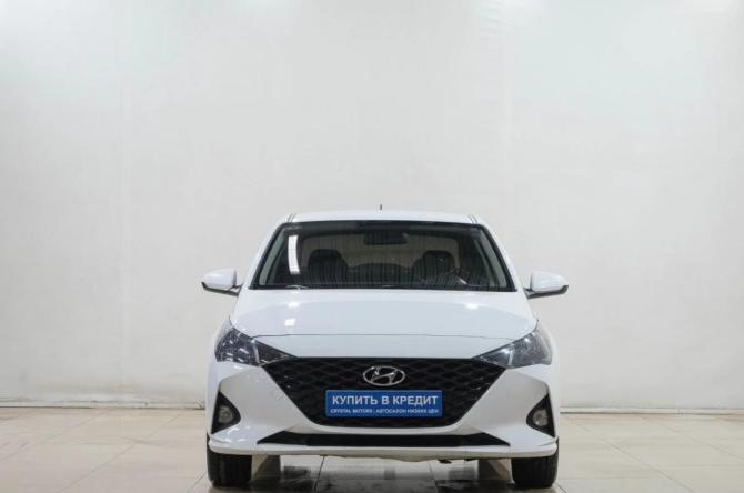 Hyundai Solaris II Рестайлинг с пробегом 2021 года, цена 1 199 000 рублей, 115000 км, седан, Автокод Объявления
