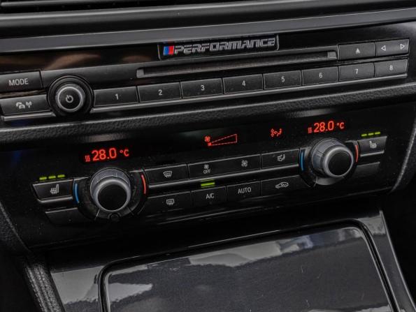 BMW 5 серии VI (F10/F11/F07) Рестайлинг с пробегом 2014 года, цена 1 815 000 рублей, 161329 км, седан, Автокод Объявления