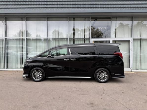 Toyota Alphard III Рестайлинг с пробегом 2018 года, цена 3 800 000 рублей, 153509 км, минивэн, Автокод Объявления