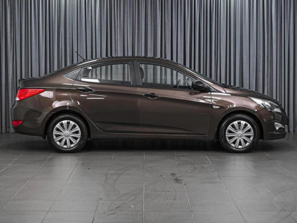 Hyundai Solaris I Рестайлинг с пробегом 2015 года, цена 1 113 000 рублей, 112909 км, седан, Автокод Объявления
