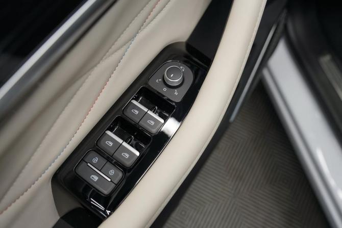 Geely Monjaro I с пробегом 2024 года, цена 3 550 000 рублей, 31000 км, внедорожник, Автокод Объявления