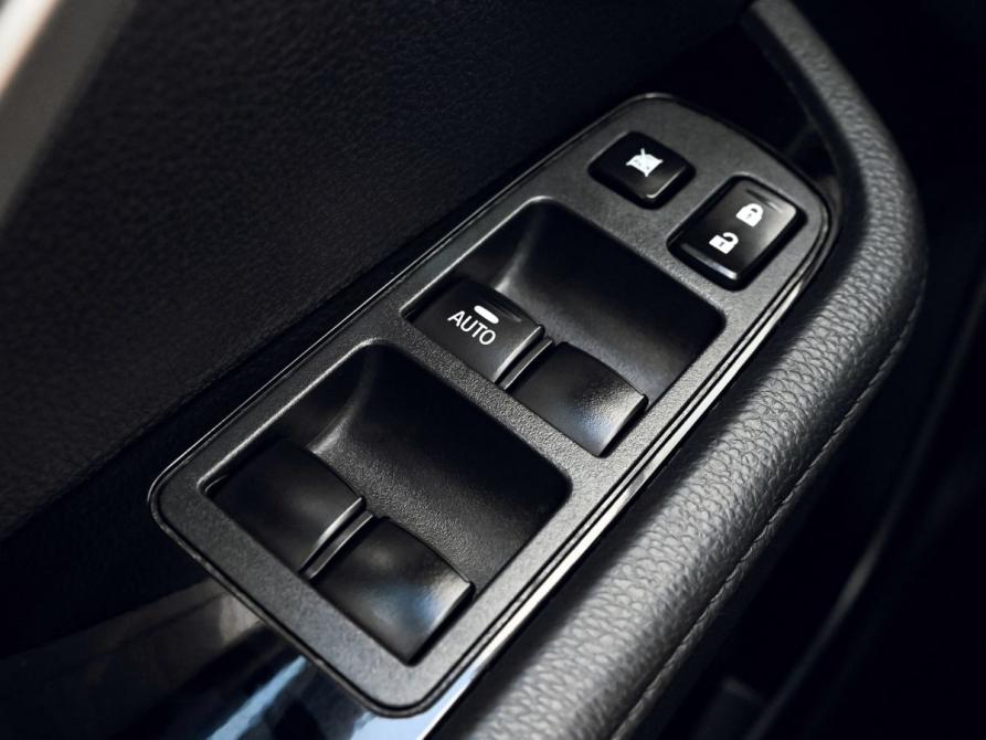 Mitsubishi Xpander I Екатеринбург  - изображение 12