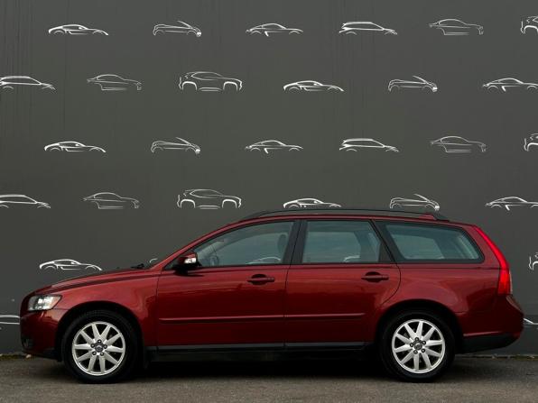 Volvo V50 I Рестайлинг с пробегом 2008 года, цена 847 600 рублей, 137986 км, универсал, Автокод Объявления