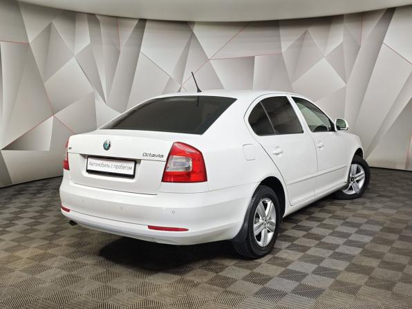 Skoda Octavia II (A5) Рестайлинг с пробегом 2013 года, цена 697 000 рублей, 251929 км, лифтбек, Автокод Объявления