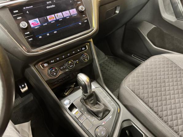 Volkswagen Tiguan II с пробегом 2018 года, цена 2 499 000 рублей, 146000 км, внедорожник, Автокод Объявления