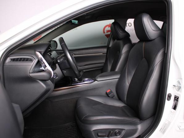 Toyota Camry VIII (XV70) с пробегом 2019 года, цена 2 680 000 рублей, 106000 км, седан, Автокод Объявления