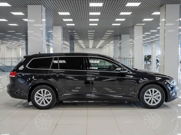 Volkswagen Passat B8 с пробегом 2016 года, цена 1 650 000 рублей, 221834 км, универсал, Автокод Объявления