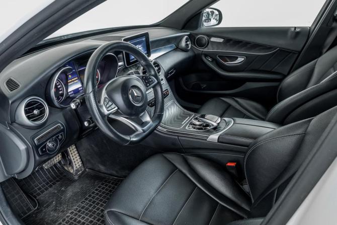 Mercedes-Benz C-Класс IV (W205) с пробегом 2017 года, цена 2 420 000 рублей, 105715 км, седан, Автокод Объявления