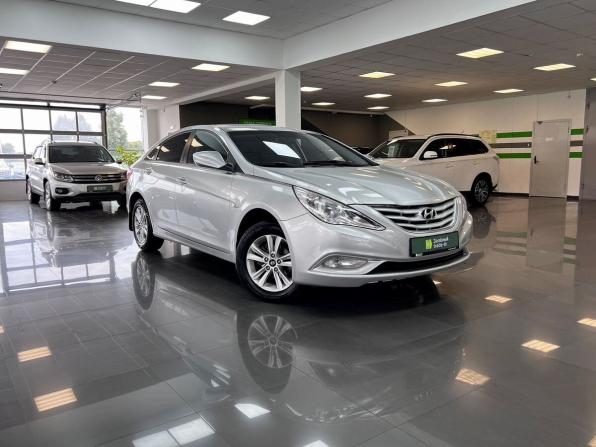 Hyundai Sonata VI (YF) с пробегом 2011 года, цена 945 000 рублей, 267025 км, седан, Автокод Объявления