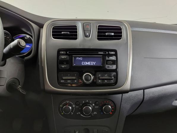 Renault Sandero II с пробегом 2016 года, цена 830 000 рублей, 185191 км, хэтчбек, Автокод Объявления