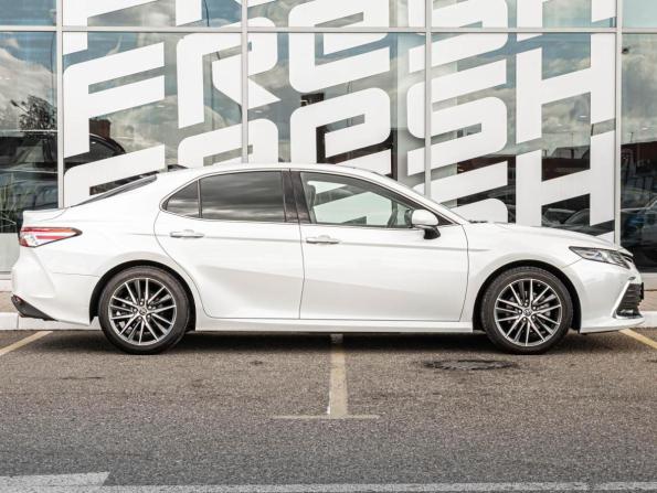 Toyota Camry VIII (XV70) Рестайлинг с пробегом 2022 года, цена 3 395 000 рублей, 58779 км, седан, Автокод Объявления