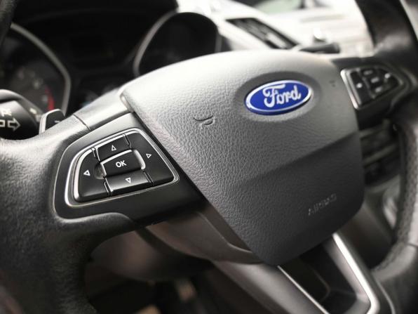 Ford Kuga II Рестайлинг с пробегом 2017 года, цена 2 099 000 рублей, 78580 км, внедорожник, Автокод Объявления