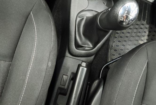 Renault Sandero II Рестайлинг с пробегом 2018 года, цена 919 000 рублей, 209225 км, хэтчбек, Автокод Объявления
