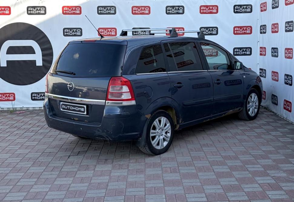 Opel Zafira B Рестайлинг Санкт-Петербург  - изображение 4