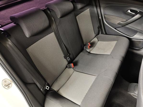 Volkswagen Polo V с пробегом 2010 года, цена 597 000 рублей, 267916 км, хэтчбек, Автокод Объявления