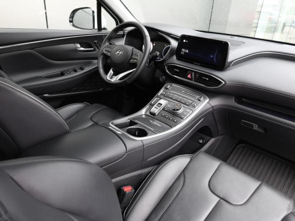 Hyundai Santa Fe IV Рестайлинг с пробегом 2022 года, цена 3 749 000 рублей, 64188 км, внедорожник, Автокод Объявления