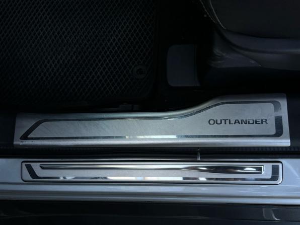 Mitsubishi Outlander III Рестайлинг 2 с пробегом 2017 года, цена 1 930 000 рублей, 87014 км, внедорожник, Автокод Объявления