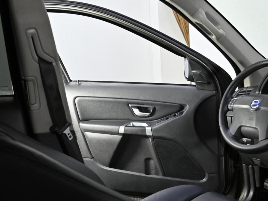 Volvo XC90 I Рестайлинг Москва  - изображение 11