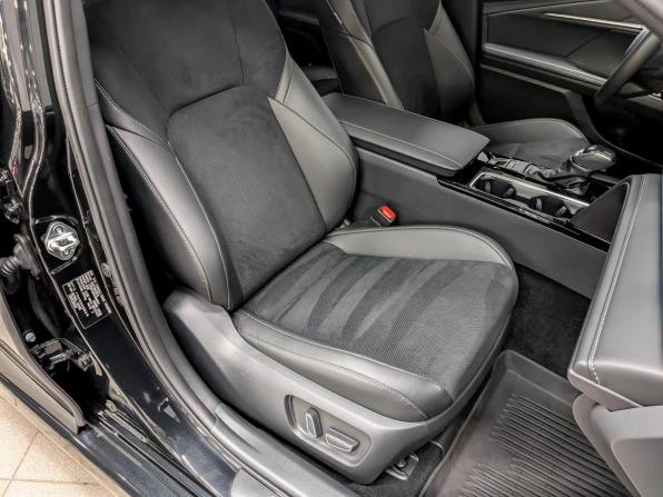 Toyota Camry IX (XV80) China Market с пробегом 2025 года, цена 4 500 000 рублей, 21591 км, седан, Автокод Объявления