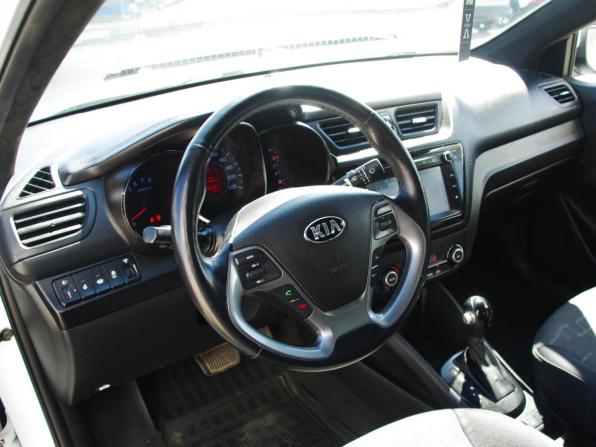 Kia Rio III Рестайлинг с пробегом 2016 года, цена 1 099 000 рублей, 150500 км, седан, Автокод Объявления