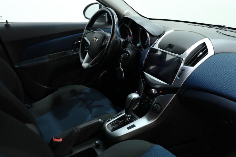 Chevrolet Cruze I Рестайлинг Сургут  - изображение 14