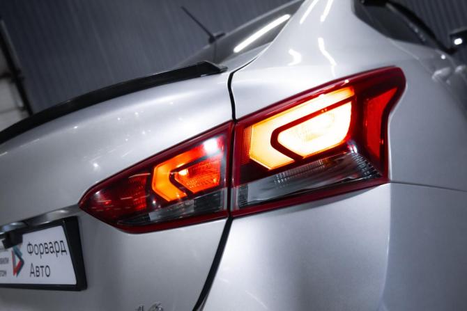 Hyundai Solaris II с пробегом 2017 года, цена 799 000 рублей, 314147 км, седан, Автокод Объявления