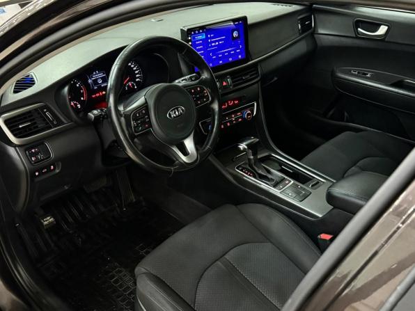 Kia Optima IV с пробегом 2017 года, цена 1 685 000 рублей, 223000 км, седан, Автокод Объявления