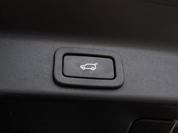 Jaguar F-Pace I с пробегом 2016 года, цена 2 240 000 рублей, 155898 км, внедорожник, Автокод Объявления
