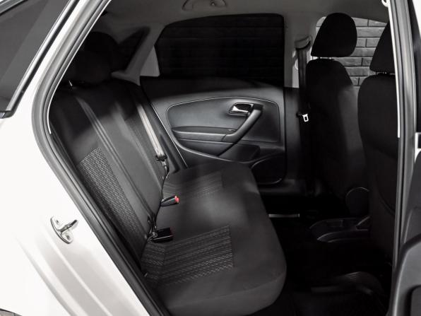 Volkswagen Polo V Рестайлинг с пробегом 2018 года, цена 1 150 000 рублей, 102282 км, седан, Автокод Объявления