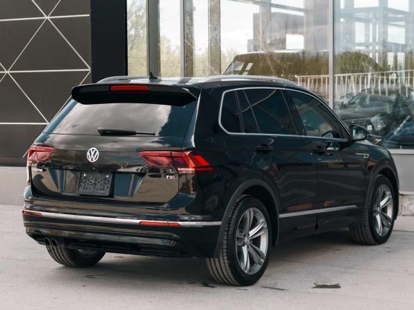 Volkswagen Tiguan II с пробегом 2017 года, цена 2 470 000 рублей, 60612 км, внедорожник, Автокод Объявления