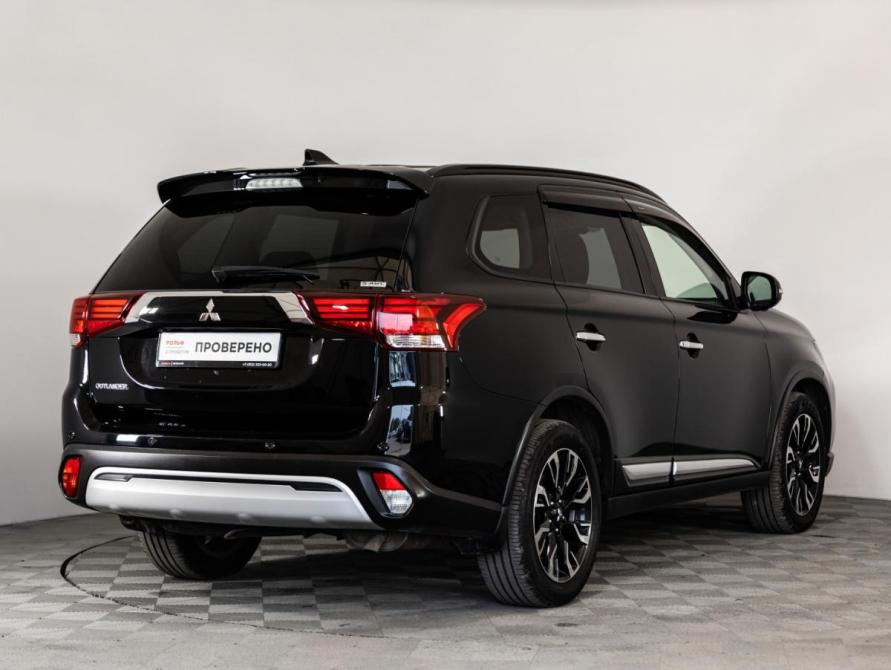 Mitsubishi Outlander III Рестайлинг 3 Санкт-Петербург  - изображение 5