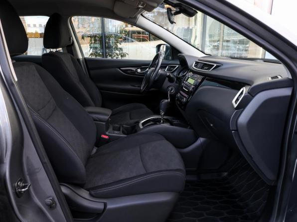 Nissan Qashqai II с пробегом 2017 года, цена 1 559 000 рублей, 145355 км, внедорожник, Автокод Объявления