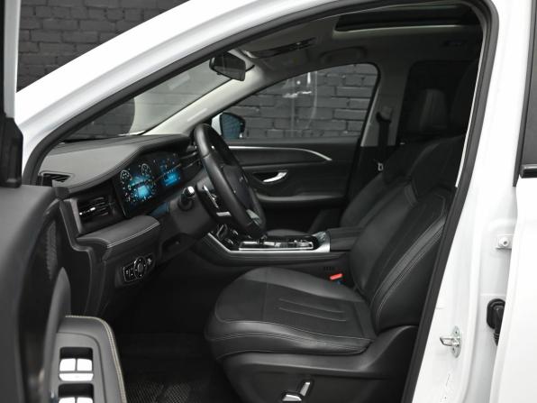 JETOUR X90+ с пробегом 2023 года, цена 2 100 000 рублей, 42551 км, внедорожник, Автокод Объявления