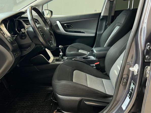 Kia Ceed II с пробегом 2013 года, цена 999 000 рублей, 213000 км, универсал, Автокод Объявления