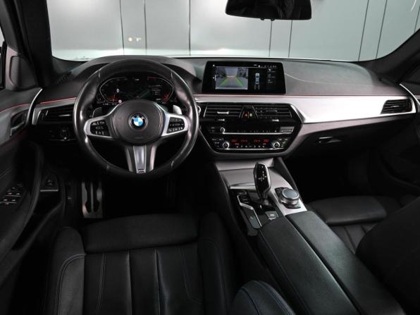 BMW 5 серии VII (G30/G31/G38) с пробегом 2019 года, цена 3 714 070 рублей, 119351 км, седан, Автокод Объявления