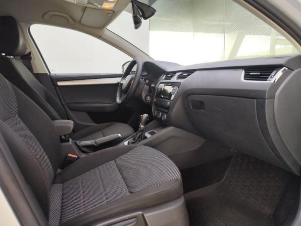 Skoda Octavia III (A7) с пробегом 2016 года, цена 1 470 000 рублей, 151153 км, лифтбек, Автокод Объявления