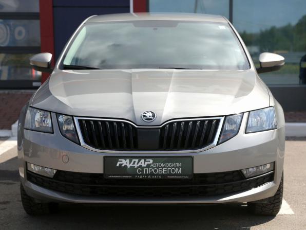 Skoda Octavia III (A7) Рестайлинг с пробегом 2019 года, цена 1 830 000 рублей, 87400 км, лифтбек, Автокод Объявления