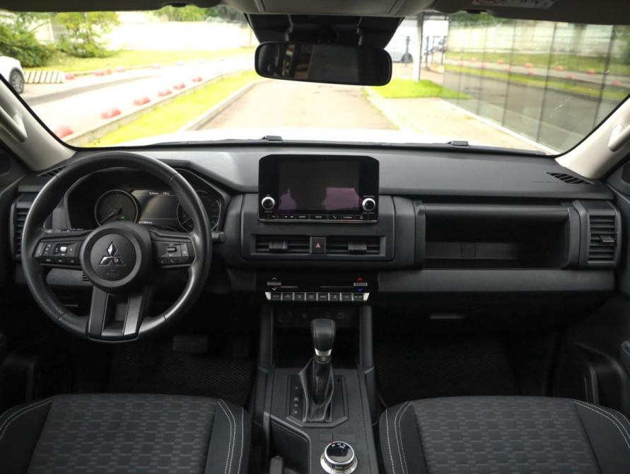 Mitsubishi L200 VI Санкт-Петербург  - изображение 13