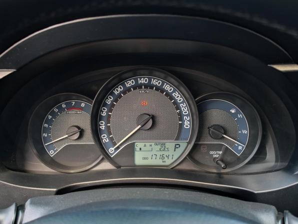 Toyota Corolla XI (E160 E170 E180) с пробегом 2014 года, цена 1 089 000 рублей, 171641 км, седан, Автокод Объявления