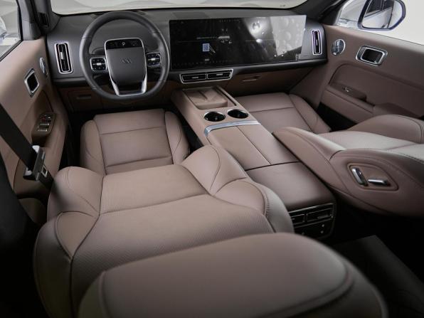 Новый Li Auto (Lixiang) L7 I Рестайлинг 2025 года, цена 10 190 000 рублей, внедорожник, Автокод Объявления