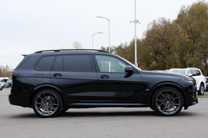 BMW X7 I (G07) Рестайлинг с пробегом 2023 года, цена 17 500 000 рублей, 37431 км, внедорожник, Автокод Объявления
