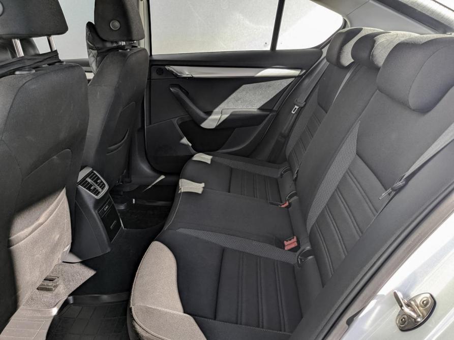 Skoda Octavia III (A7) Рестайлинг Москва  - изображение 18
