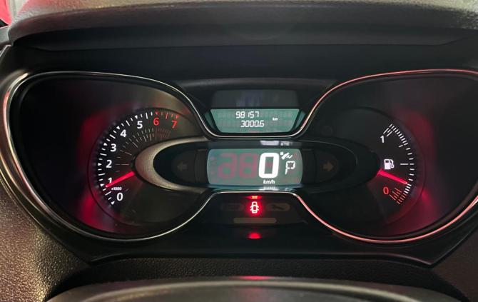 Renault Kaptur I с пробегом 2018 года, цена 1 280 000 рублей, 98400 км, внедорожник, Автокод Объявления
