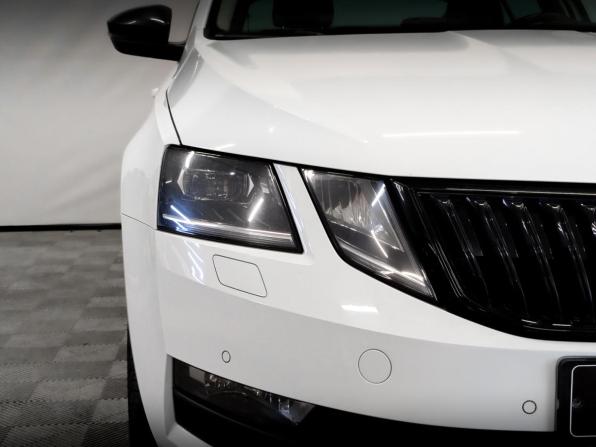 Skoda Octavia III (A7) Рестайлинг с пробегом 2020 года, цена 2 250 000 рублей, 83386 км, лифтбек, Автокод Объявления