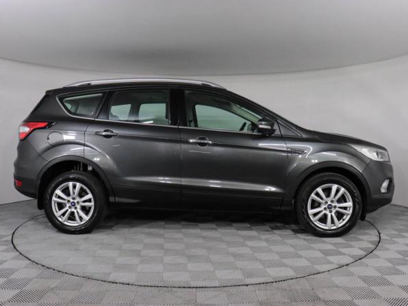 Ford Kuga II Рестайлинг с пробегом 2018 года, цена 1 799 000 рублей, 90830 км, внедорожник, Автокод Объявления
