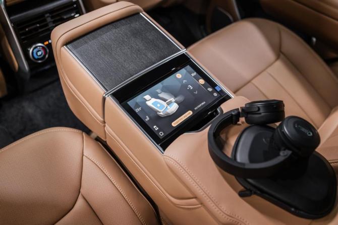 Новый Land Rover Range Rover V 2025 года, цена 23 490 000 рублей, внедорожник, Автокод Объявления