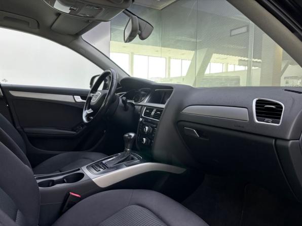 Audi A4 IV (B8) Рестайлинг с пробегом 2013 года, цена 1 350 000 рублей, 123844 км, седан, Автокод Объявления