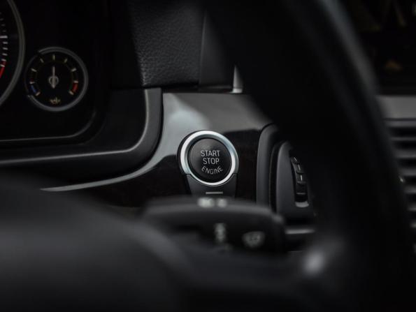 BMW 5 серии VI (F10/F11/F07) Рестайлинг с пробегом 2016 года, цена 2 449 000 рублей, 184350 км, седан, Автокод Объявления